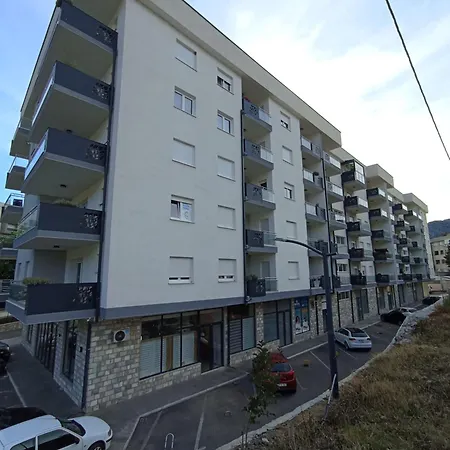 Leo 11 * Trebinje